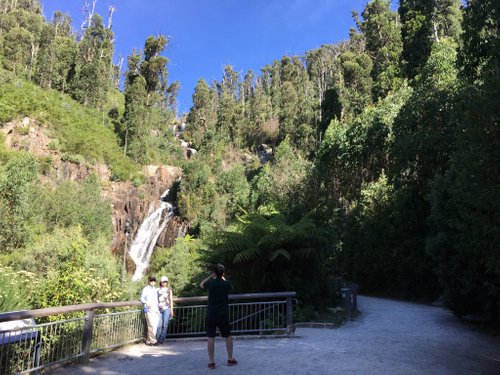 Paradise Falls VIC Part 1. You can walk behind this Waterfall, a