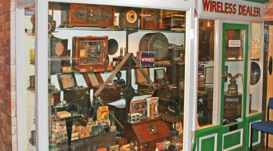 Kinchin's wireless shop from Bromsgrove