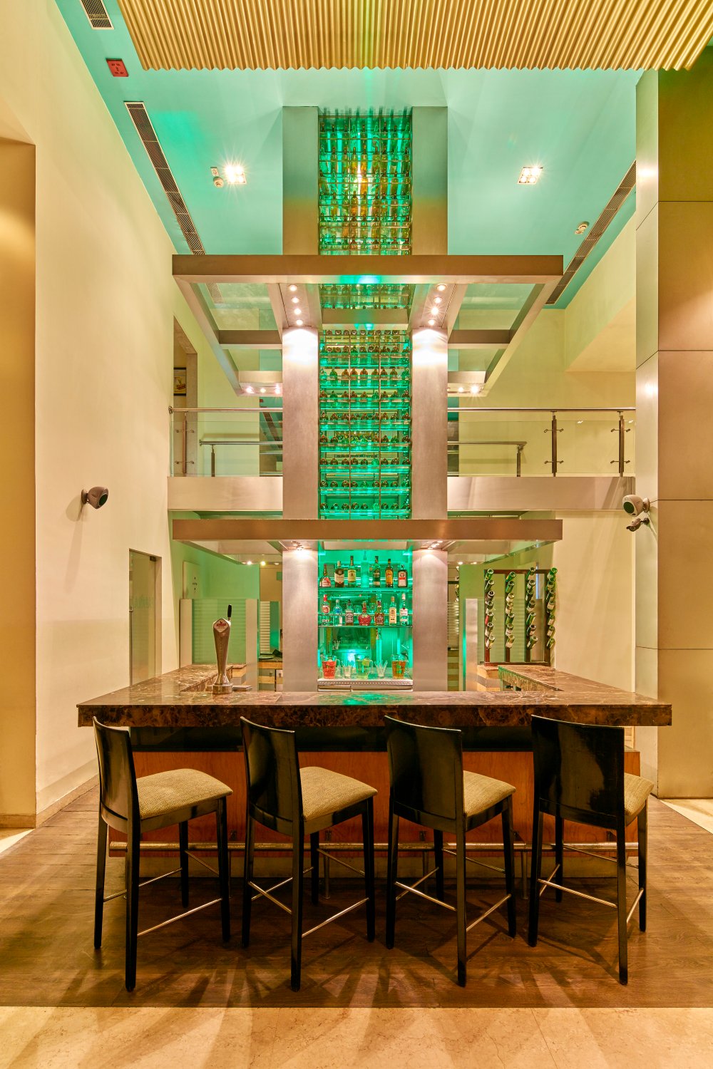 Hotel photo 11 of Royal Orchid Central.