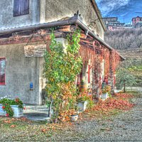 La cantina in autunno