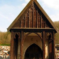Chapelle du Saint-Sépulcre située dans le cimetière de Baume-les-Dames