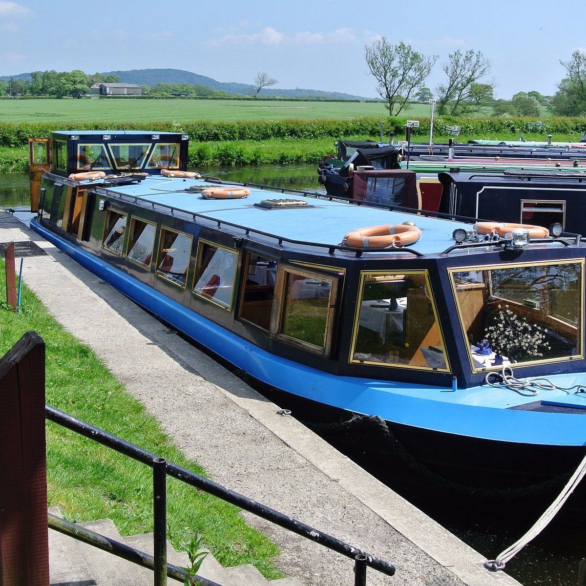 canal boat cruises of riley green hoghton