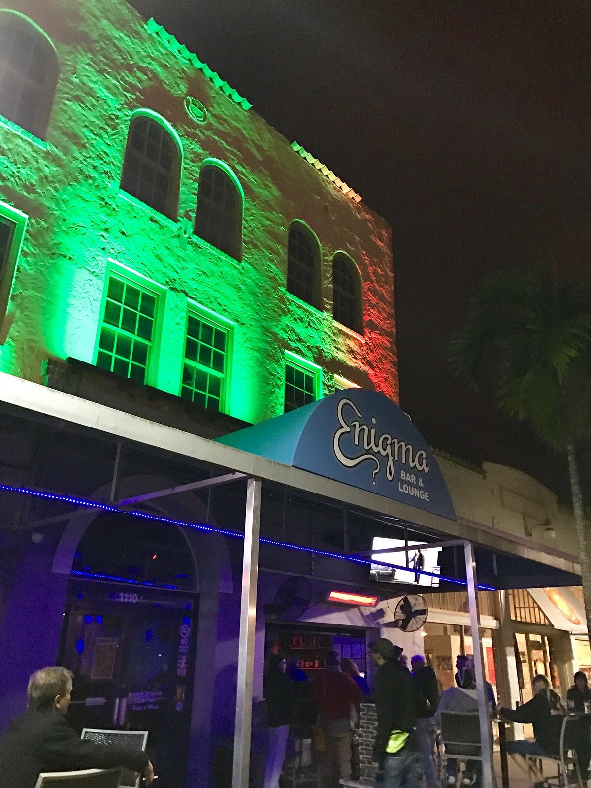 Club Enigma a cocktail bar and nightclub St. Pete can be proud of