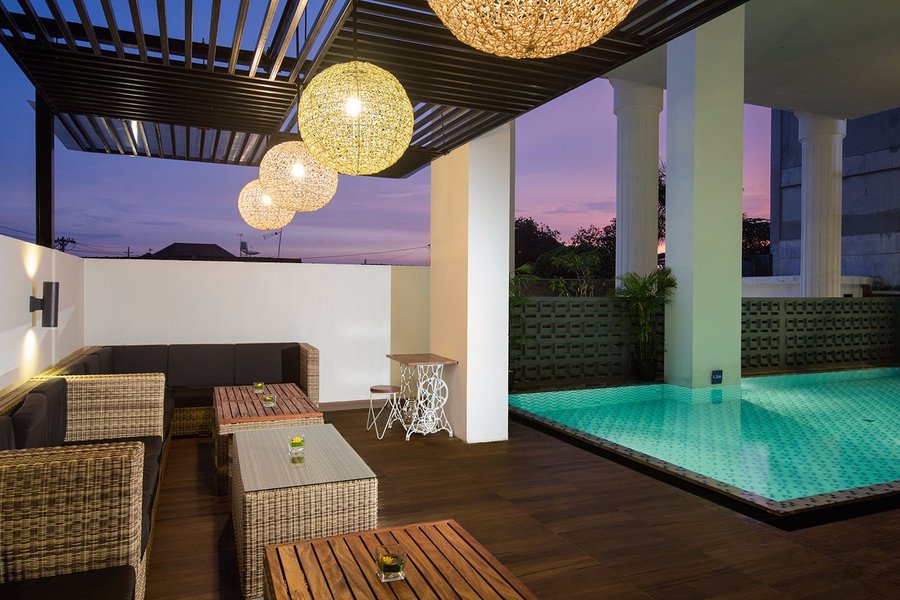 KHAS Tugu Hotel Yogyakarta Pool Pictures & Reviews - Tripadvisor