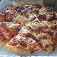 Pepperoni Pizza w/ Peppers