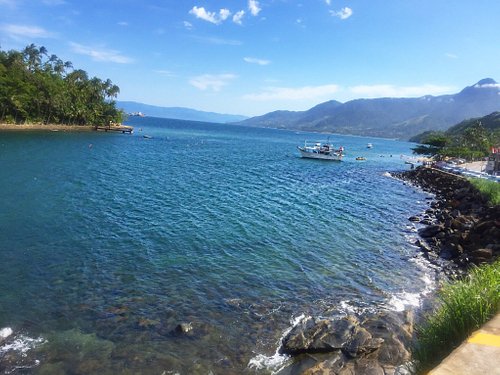 Praia do Viana é urbana e tem águas claras, mornas e tranquilas. É ideal  para crianças e quem busca tranquilidade. - Picture of Ilhabela, State of  Sao Paulo - Tripadvisor