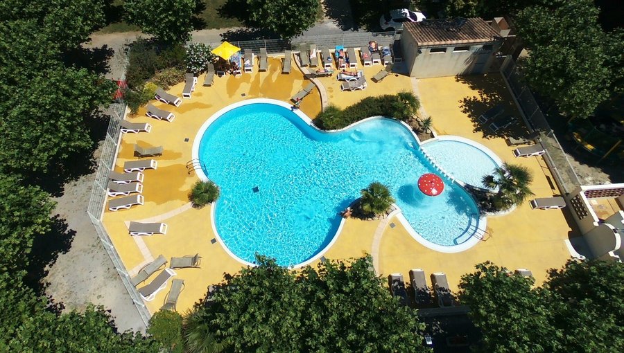 Piscine, pataugeoire chauffées