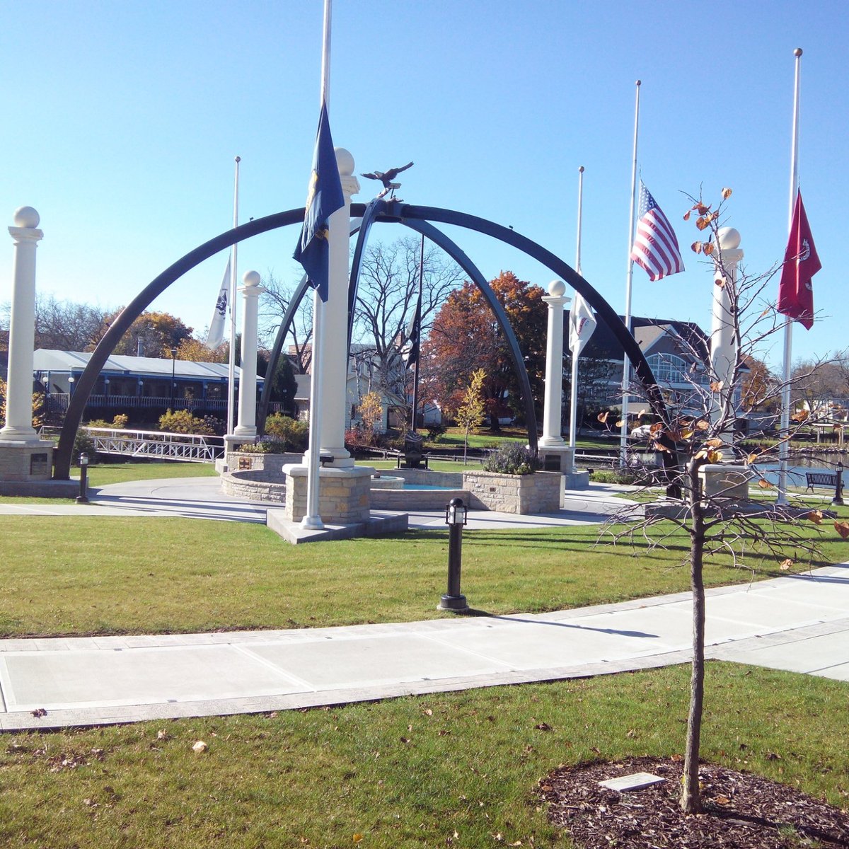 Veterans Memorial Park (Oconomowoc): All You Need to Know 