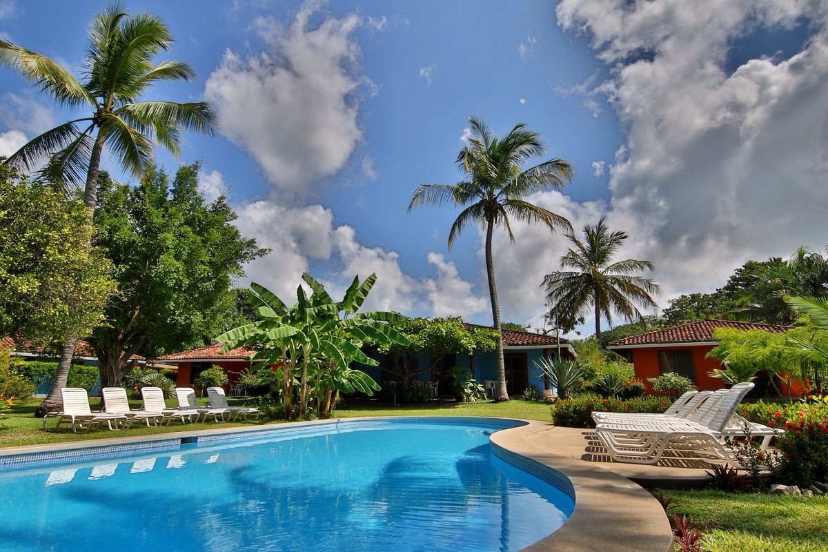 HOTEL BAHIA ESMERALDA $72 ($̶9̶0̶) - Prices & Reviews - Costa Rica ...