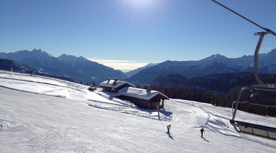 Vista dalla seggiovia collet