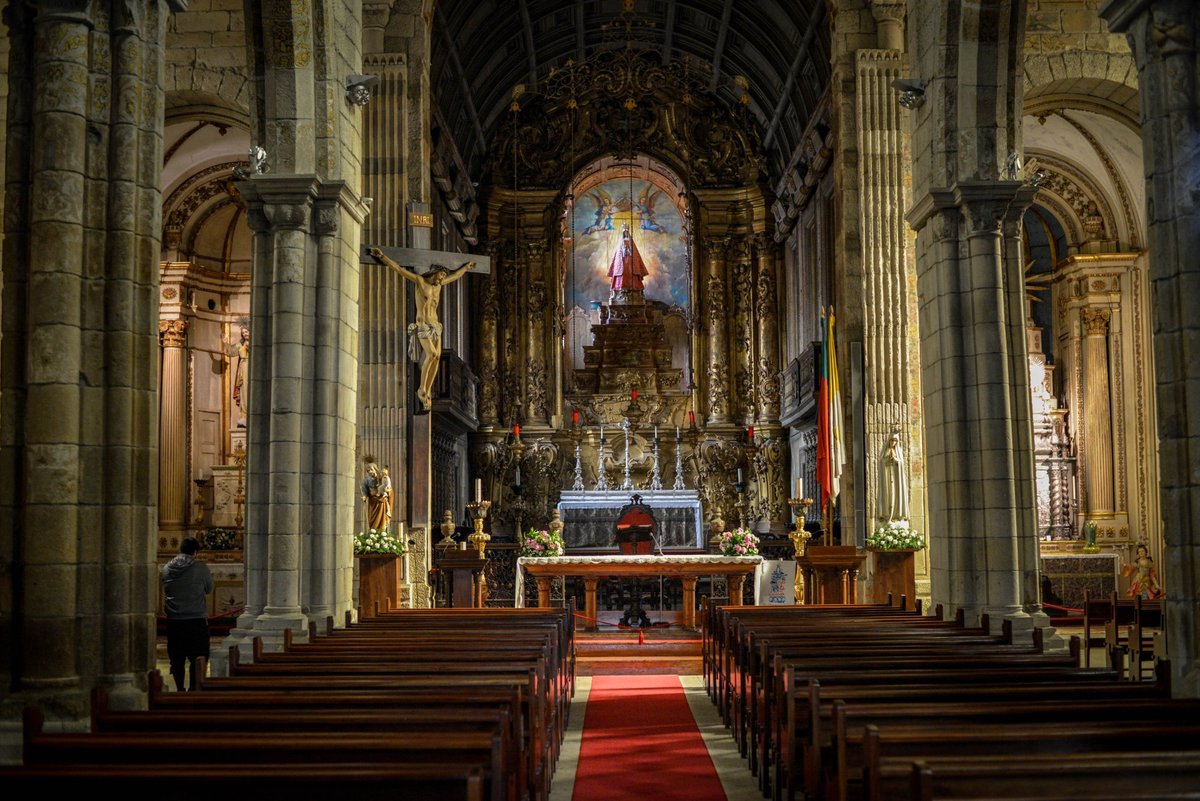 Igreja de Nossa Senhora da Oliveira, Guimaraes