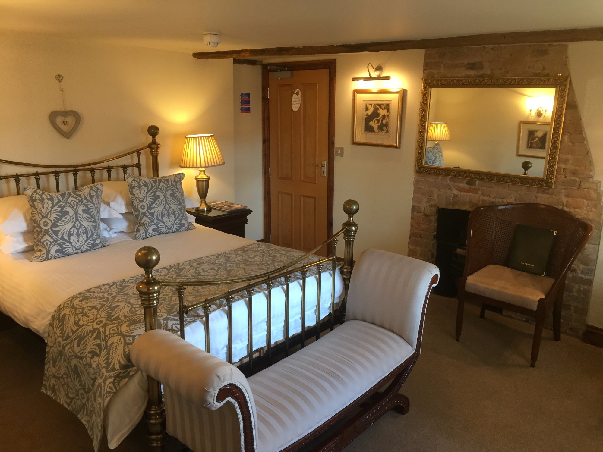 Hotel photo 3 of Willow Tree House.