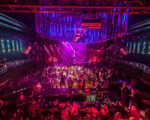 8 Nightclubs That Make Miami Nightlife Hip & Happening