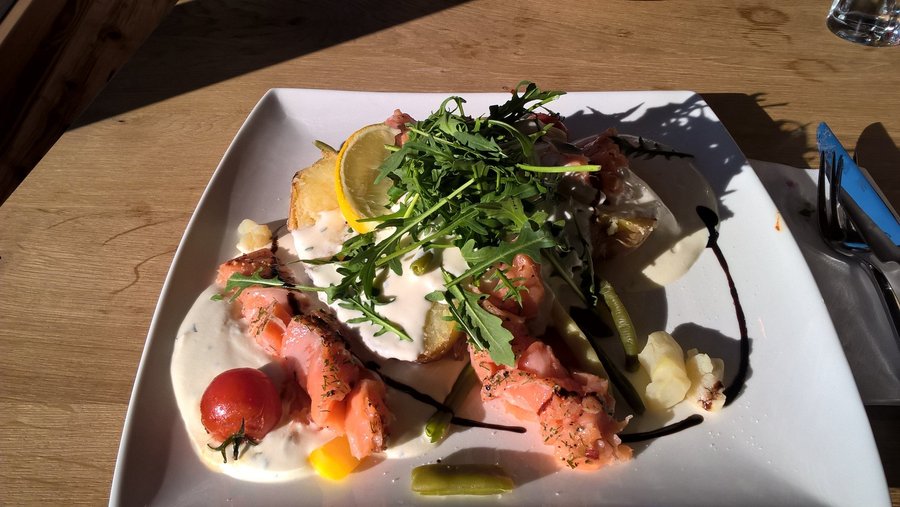 Ofenkartoffel mit Lachs