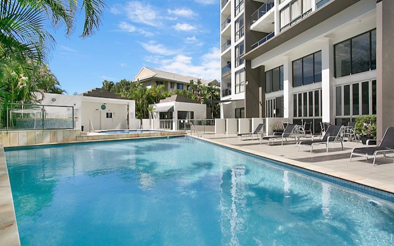 Lovely big size Heated pool with along roman heated pool best for children and 38 degree spa 