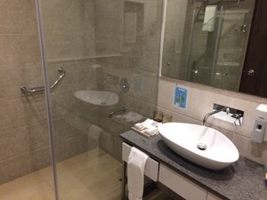 Room & Suite