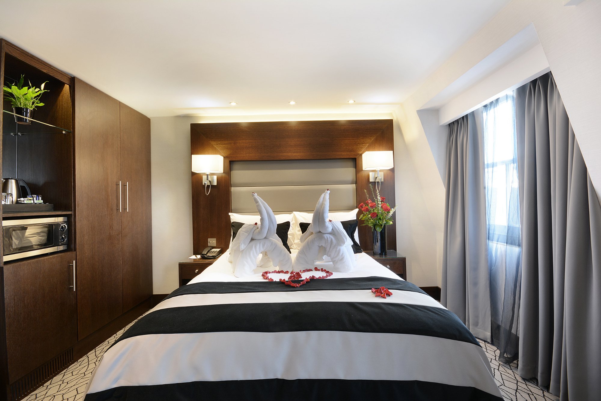 Hotel photo 20 of Park Grand Paddington Court.