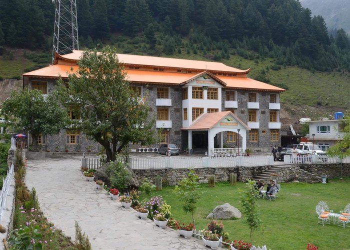 HOTEL DE MANCHI - Lodge Reviews (Naran, Pakistan)