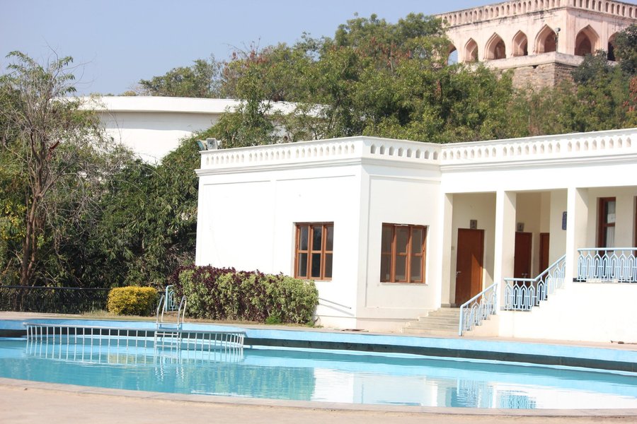 Taramati Baradari Pool Pictures Reviews Tripadvisor