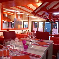 Sale du restaurant La Puerta del Sol