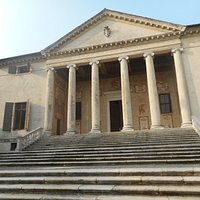 la villa