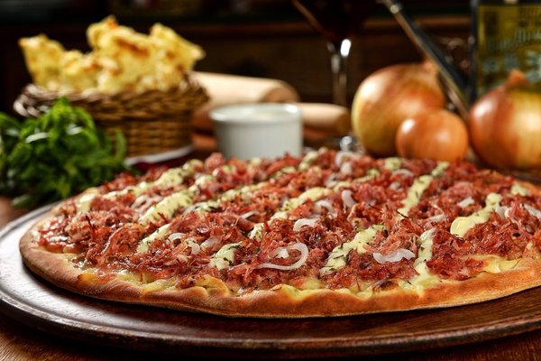 A VERDADEIRA PIZZA ITALIANA EM CURITIBA 🍕 Se você é desses que não di