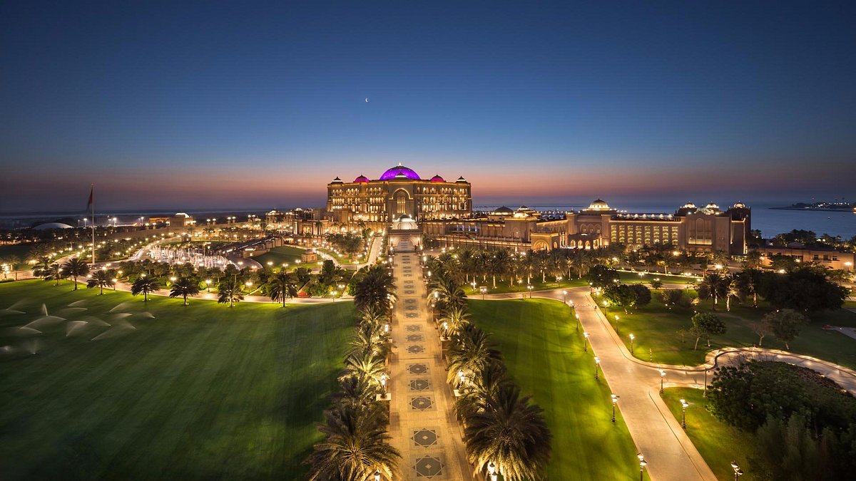 Emirates Palace, hotell i Abu Dhabi