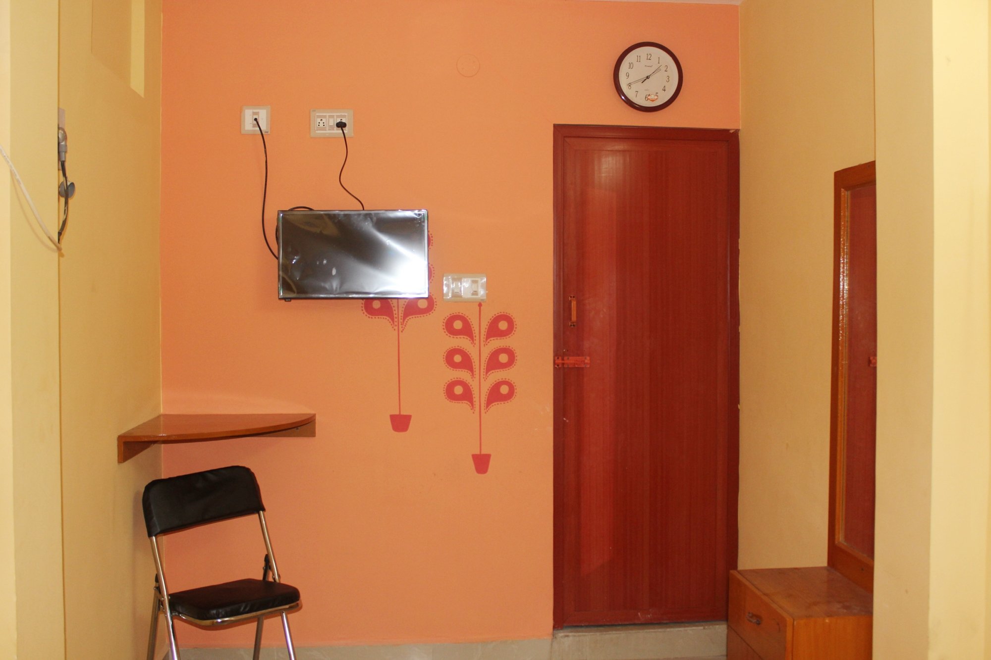 Hotel photo 29 of Sai Murugan Lodge.