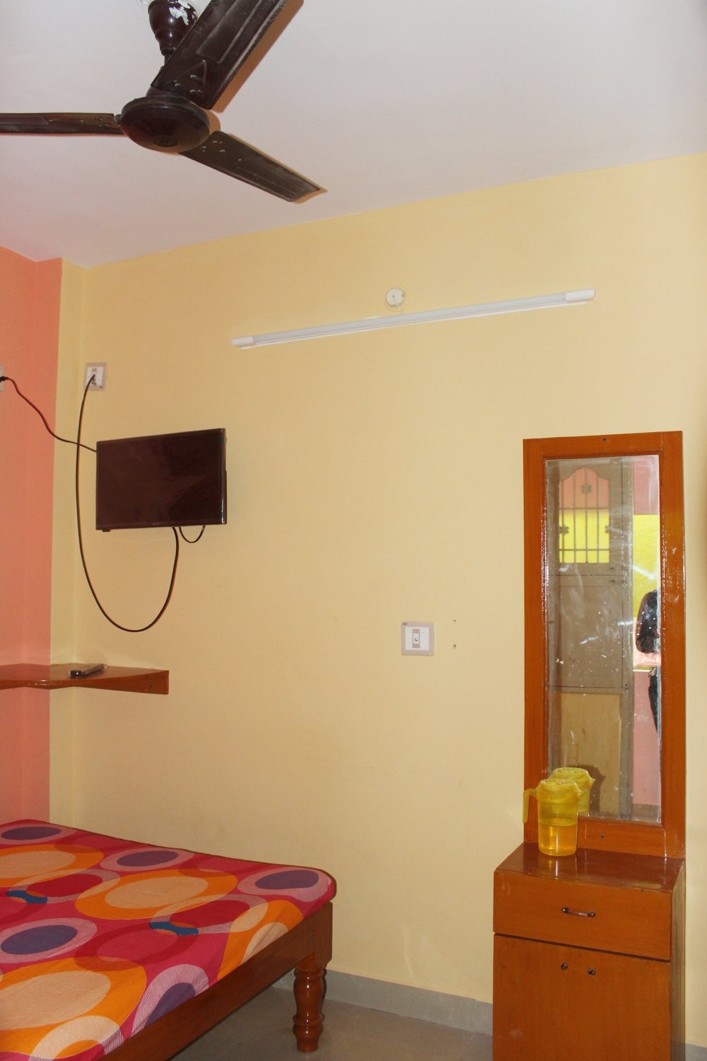 Hotel photo 19 of Sai Murugan Lodge.