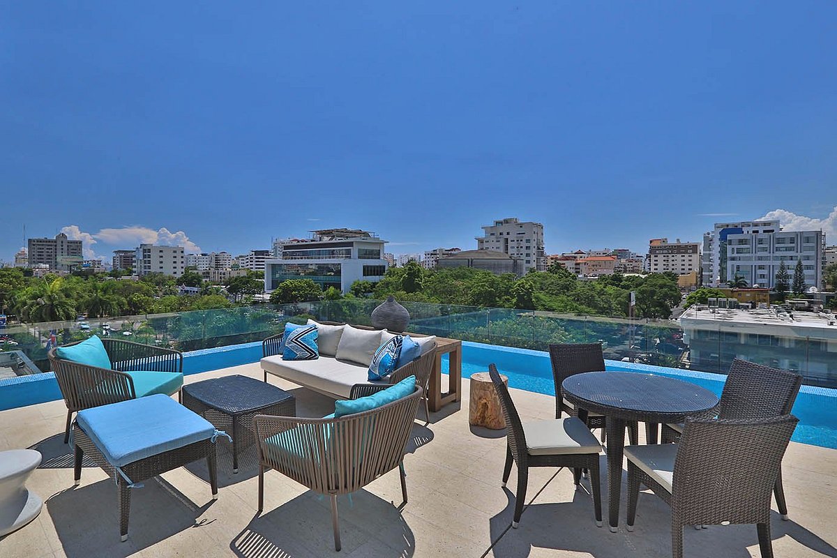 BLU POOL BAR, Santo Domingo - Restaurant Reviews, Photos & Phone Number -  Tripadvisor