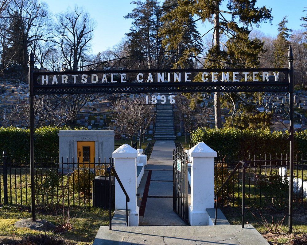 Hartsdale Pet Cemetery ?w=1000&h=800&s=1