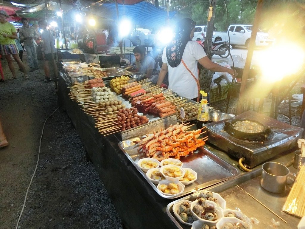 Cherngtalay Market, Пхукет: лучшие советы перед посещением - Tripadvisor