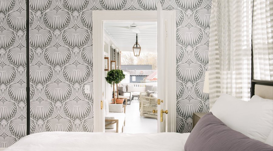 Piazza King Guest Room