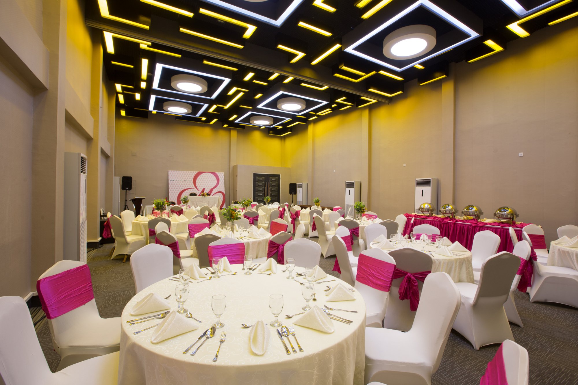 Hotel photo 4 of Eloisa Royal Suites.