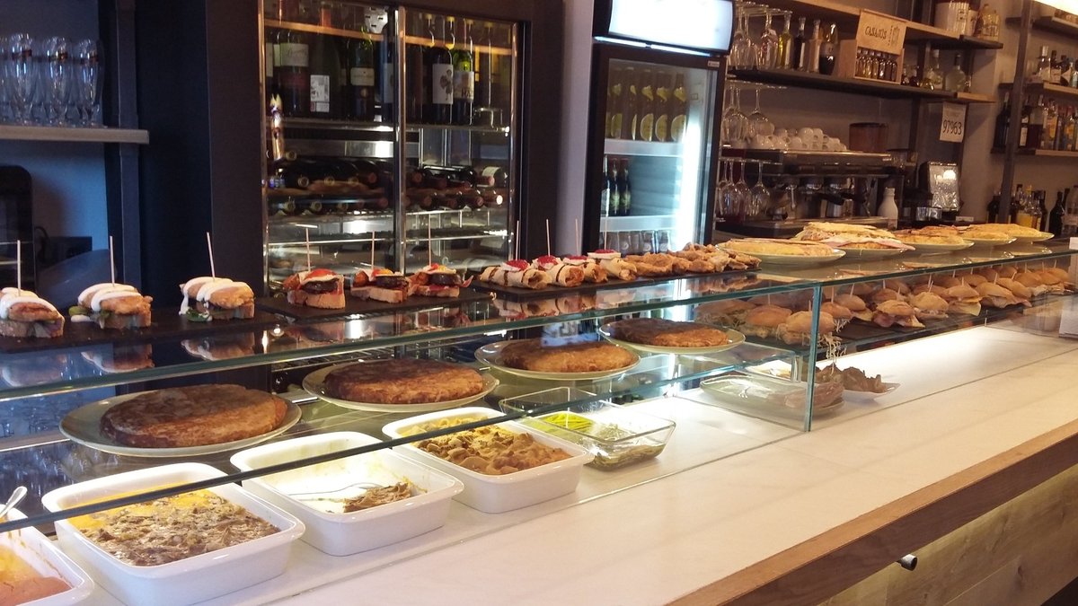 CAFE BAR ROMERAL, Burgos - Fotos, Número de Teléfono y Restaurante  Opiniones - Tripadvisor