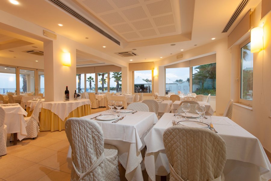 HOTEL IL TIMONE - Prices & Reviews (Porto San Giorgio, Italy - Marche)