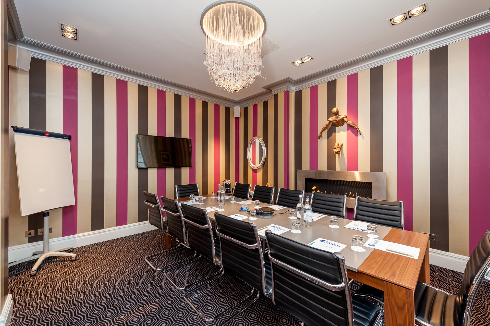 Hotel photo 7 of Mercure London Hyde Park.