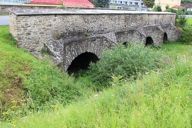 Stone bridge in Spišský Hrhov image