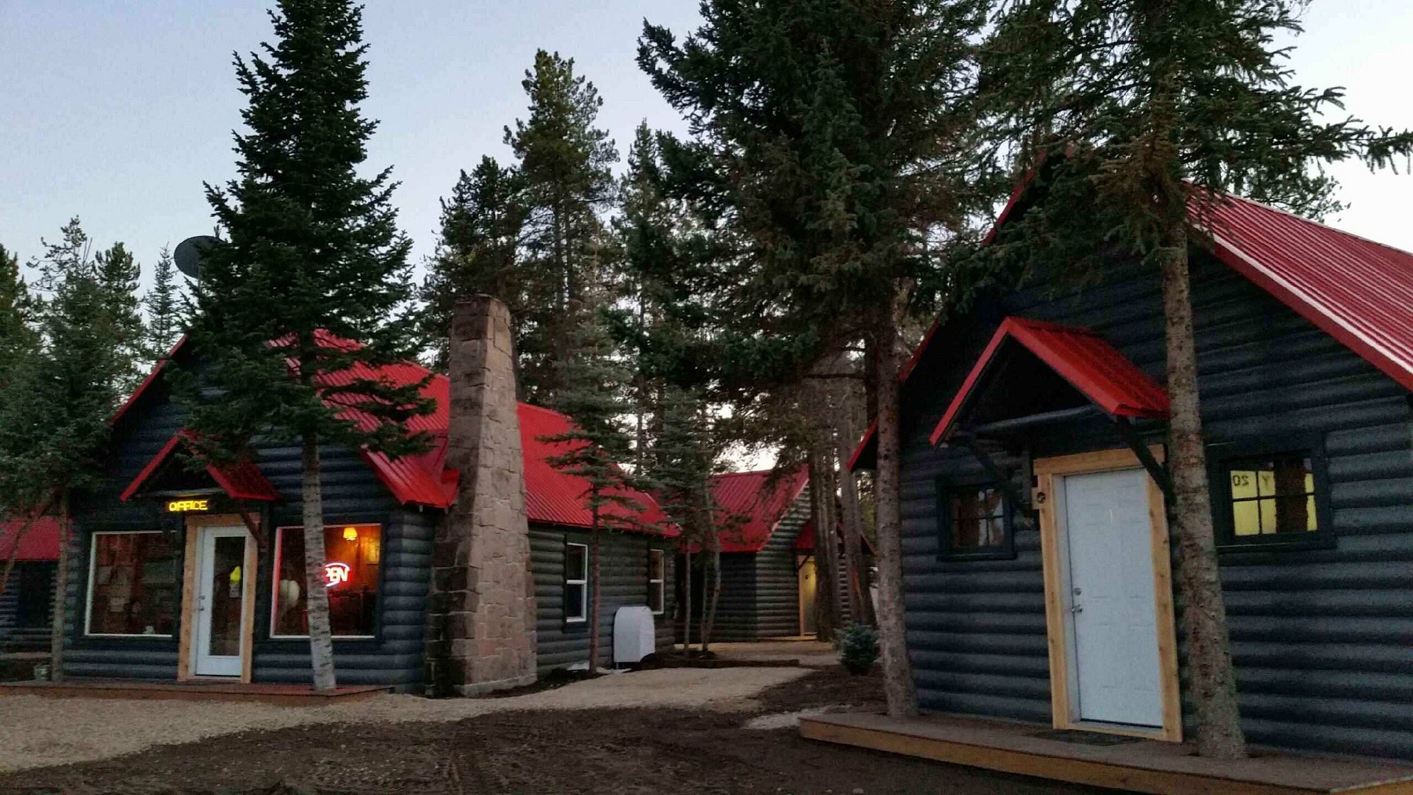 np yellowstone cabins        <h3 class=