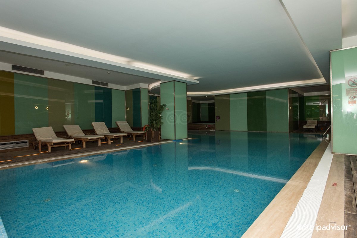 Crowne Plaza Istanbul - Harbiye, an IHG hotel Pool: Pictures & Reviews ...