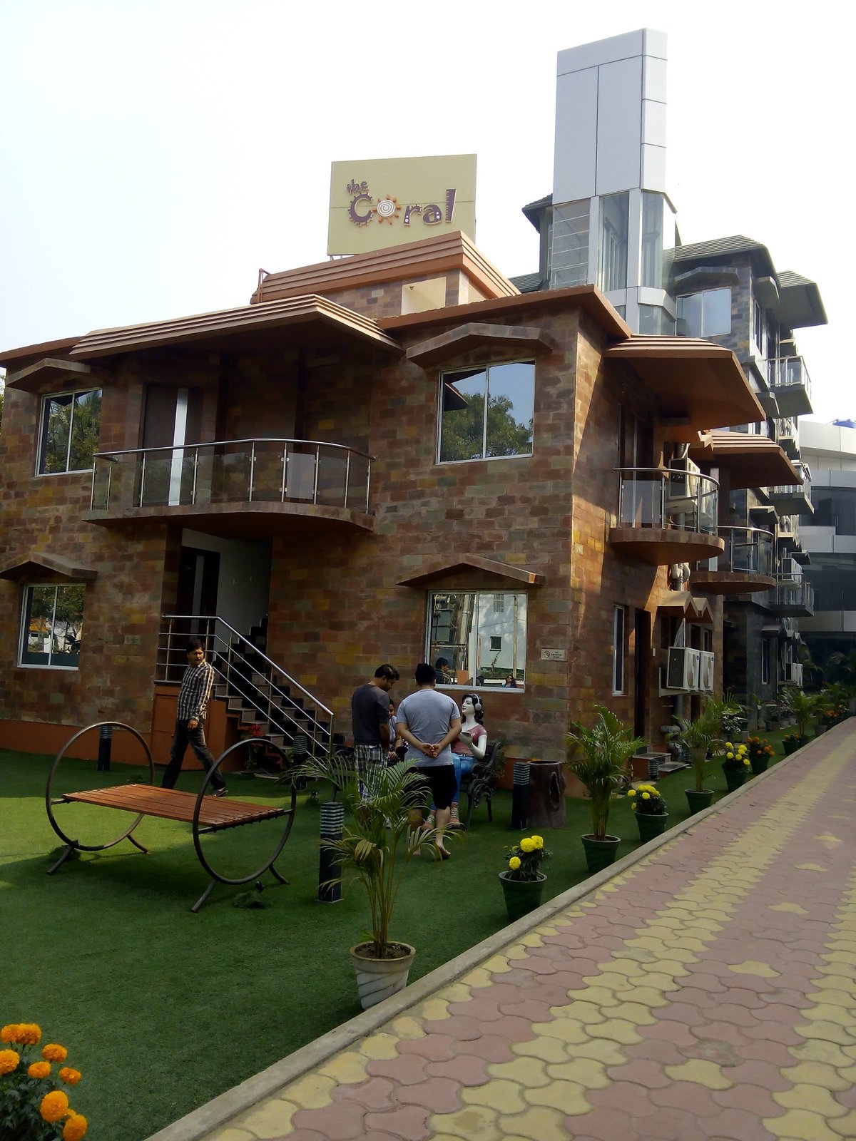 Hotel Coral Digha Pool: Pictures & Reviews - Tripadvisor