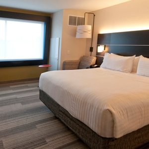 King Standard Room