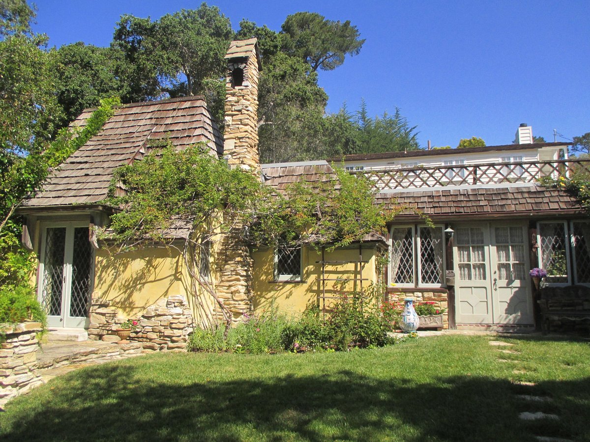10 Cosy Fairytale Cottages You Can Rent