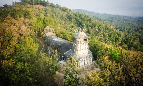 CHICKEN CHURCH