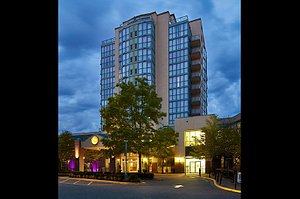 Executive Plaza Hotel Metro Vancouver in Coquitlam, image may contain: City, Condo, Neighborhood, Urban