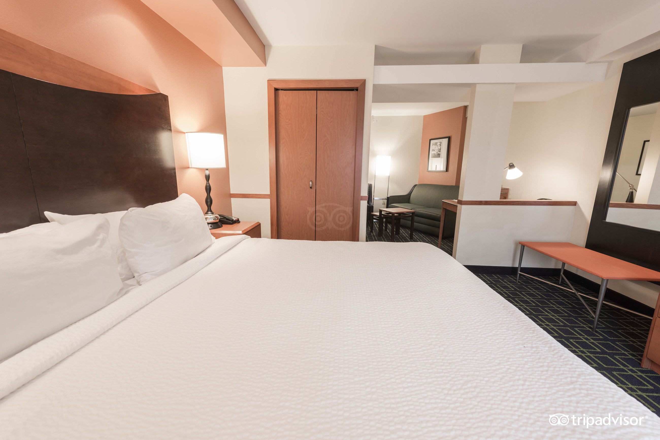 FAIRFIELD INN SUITES CHARLOTTE MATTHEWS Updated 2024 Prices Hotel   King Room  V15817234 