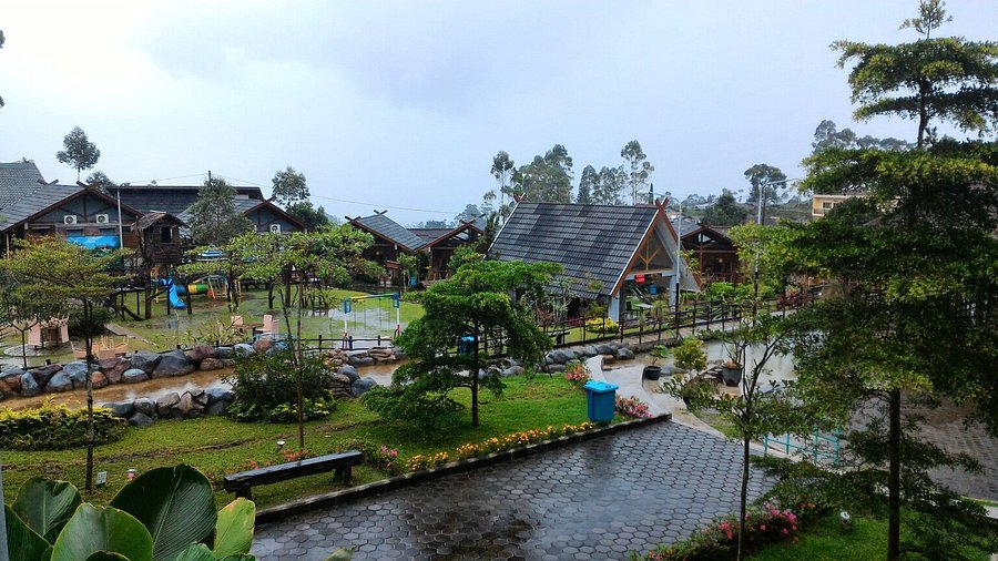 Ciwidey Valley Resort Hot Spring Waterpark Cottage Reviews Rancabali Indonesia Tripadvisor