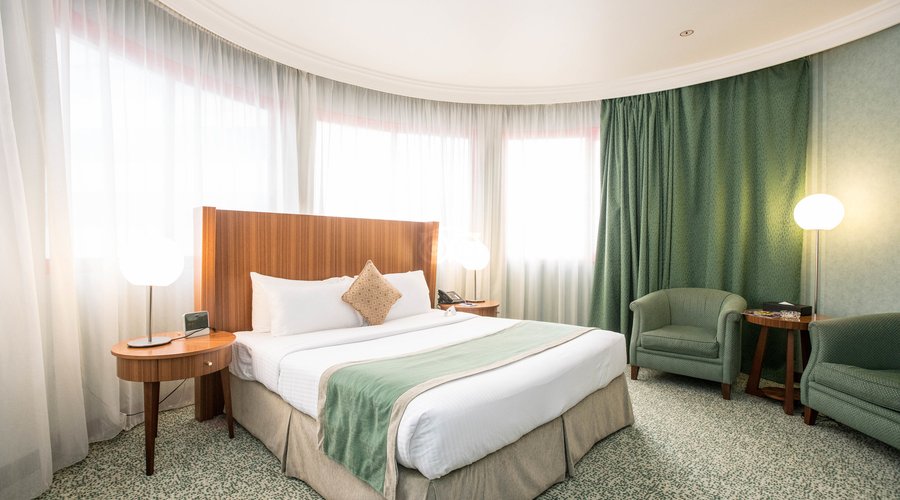 The Junior Suite at the City Seasons Al Hamra Hotel Abu Dhabi