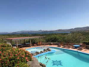 Pool & Beach