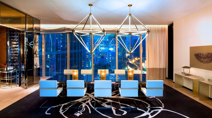 Extreme WOW Suite Room